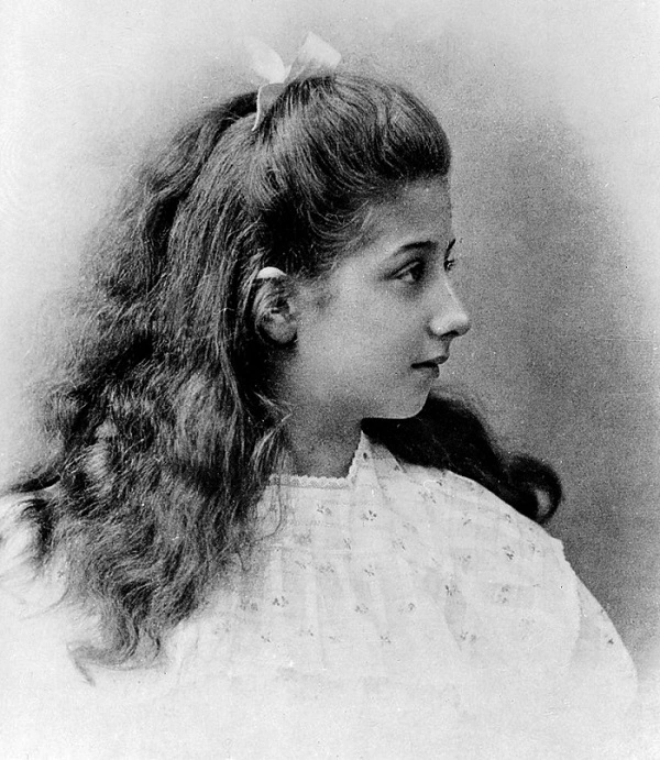 Adriana Jellinek - Mercedes